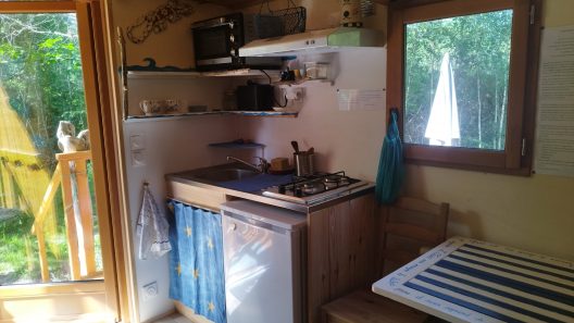 kitchenette roulotte dans les landes